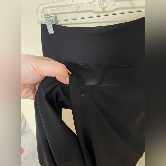 ✨Old Navy Active Powersoft Hi Rise Leggings Size L - Picture 3 of 7